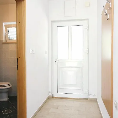 Vrbovica 4452c * Zrnovo