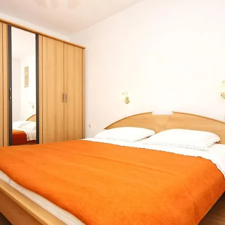 דירה Vrbovica 4452c *